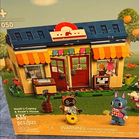 LEGO Animal Crossing Set with Blue, Red, and Green - Never Opened - Picture 3 of 8